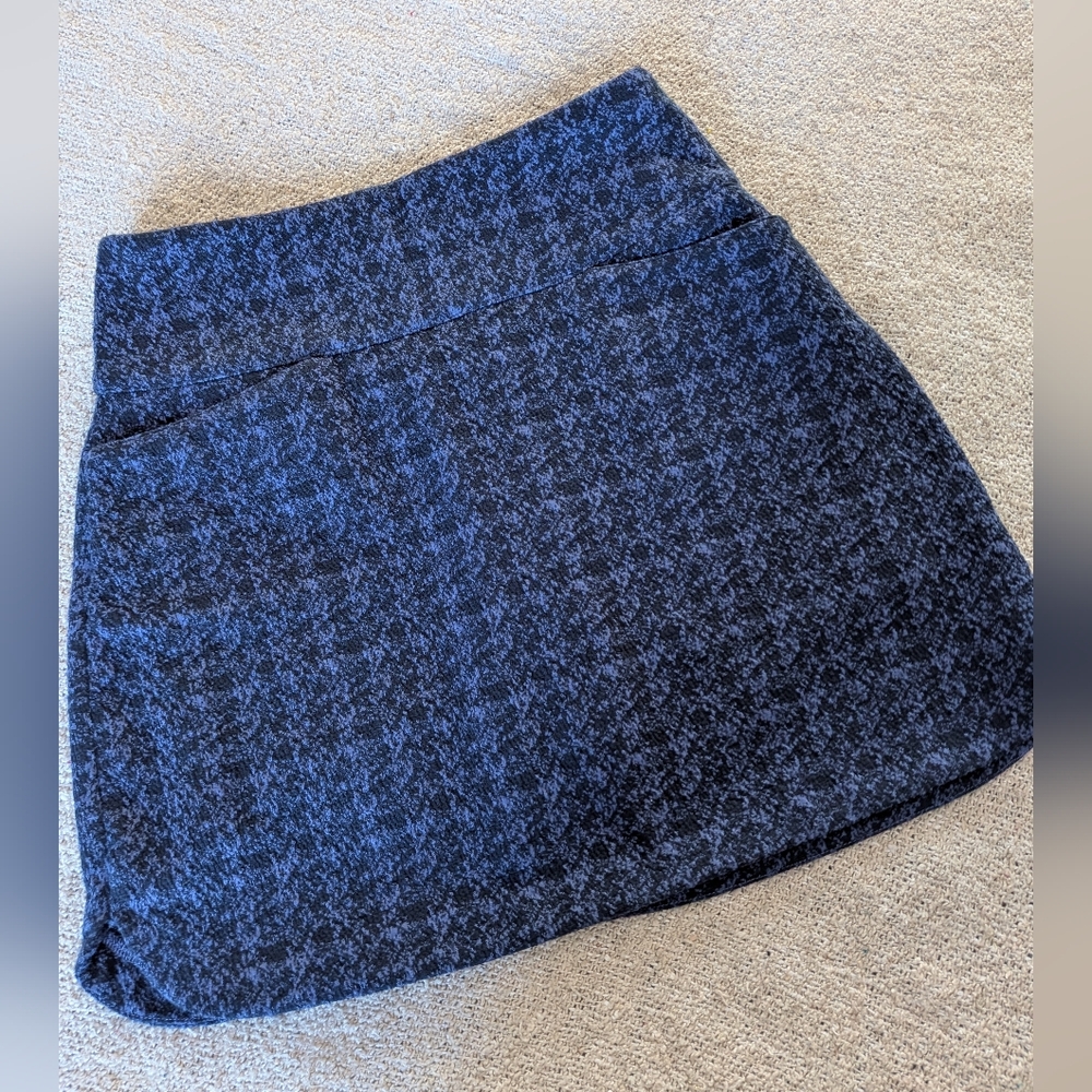 Lady Hagen Boucle Mini Golf Skirt